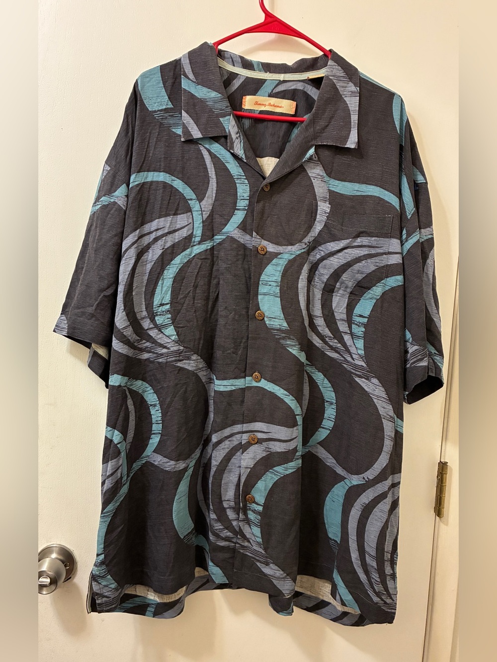 Tommy Bahama Mens's Button Down Gray Hawaiian Wave Pattern Shirt 100% Silk Sz 2X